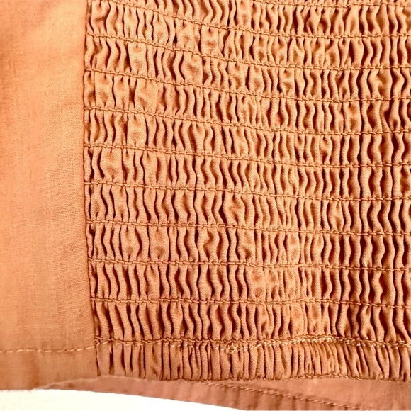 Abercrombie & Fitch Smocked Cropped Puffed Sleeve Top Camel Tan Size Medium - Picture 9 of 11